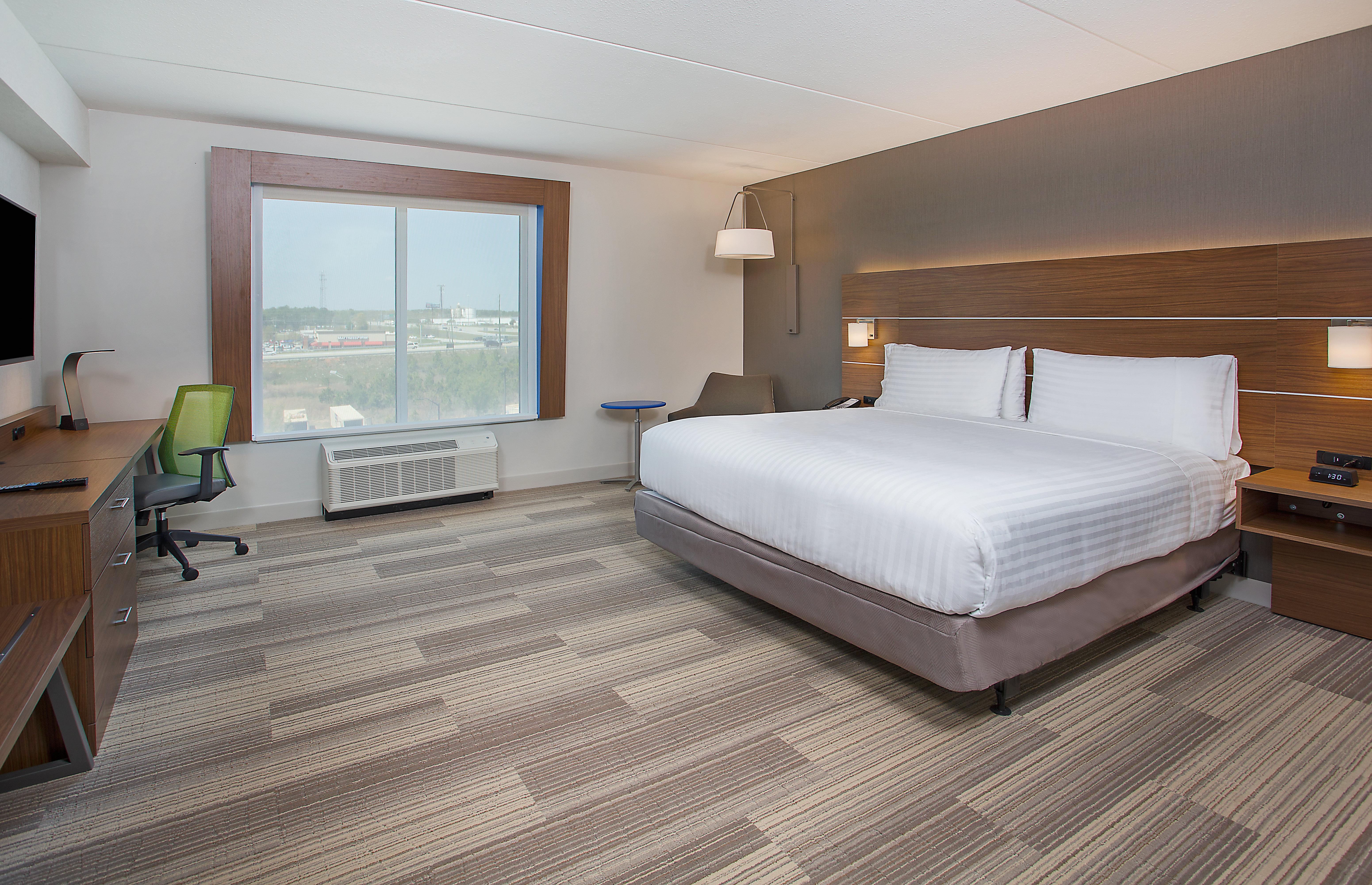 Holiday Inn Express & Suites Covington By Ihg Exterior photo