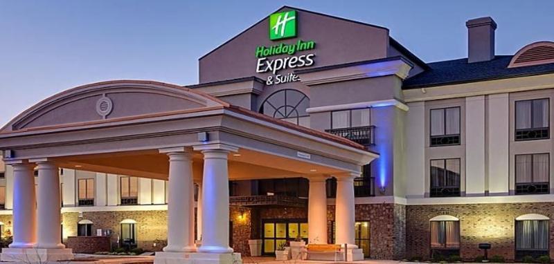 Holiday Inn Express & Suites Covington By Ihg Exterior photo