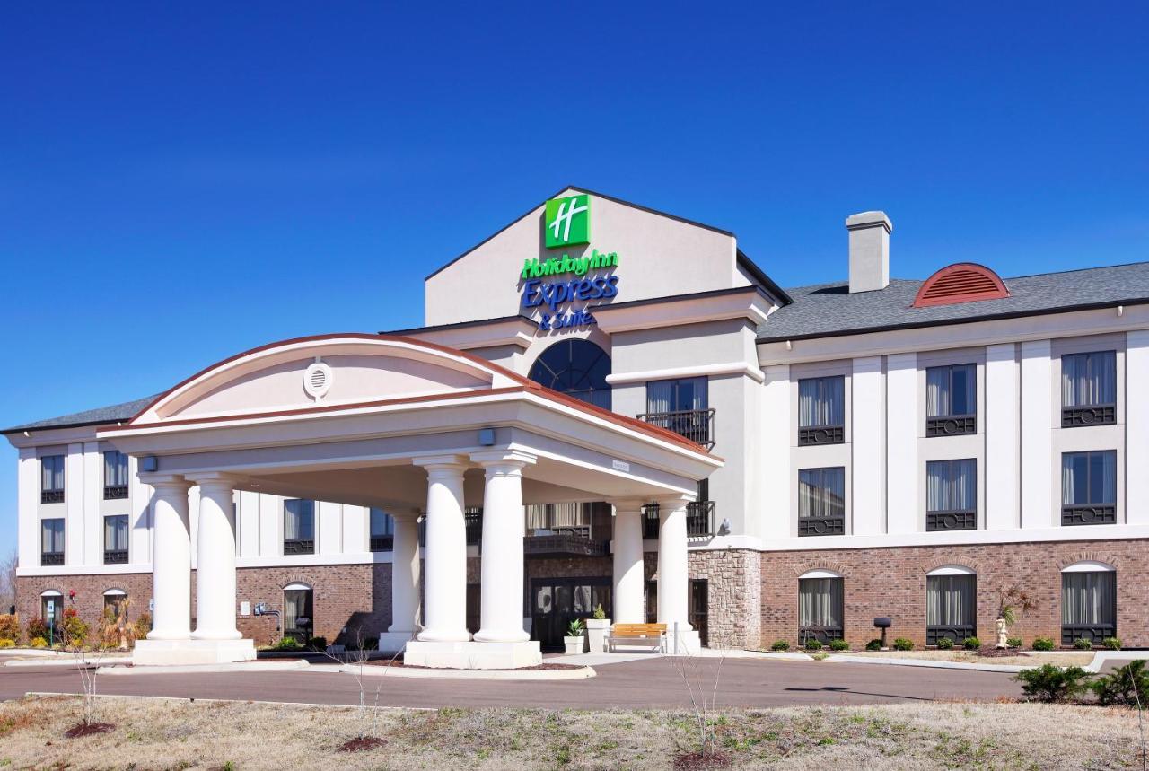 Holiday Inn Express & Suites Covington By Ihg Exterior photo